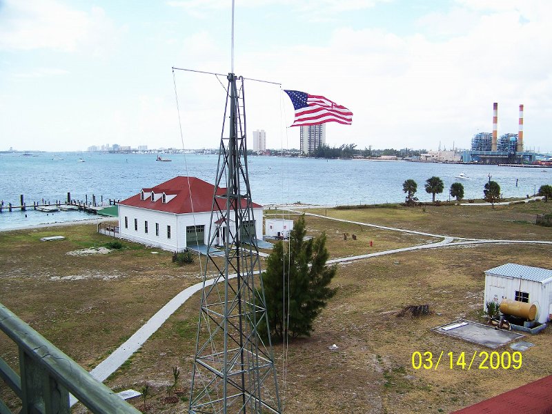 Hector 045 031409.jpg - Compliments of Hector Padron-AD4C